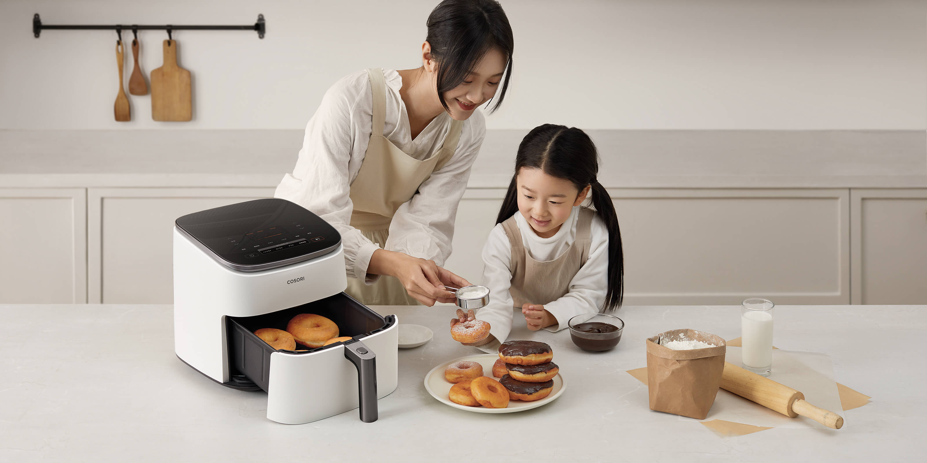 COSORI 6.0リットル ノンフライヤー コソリ 6L ホワイト ✴︎ホワイト